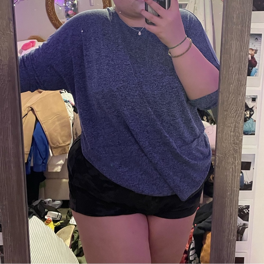 Premise studio blue sweater
very soft
I ACCEPT OFFERS!!!